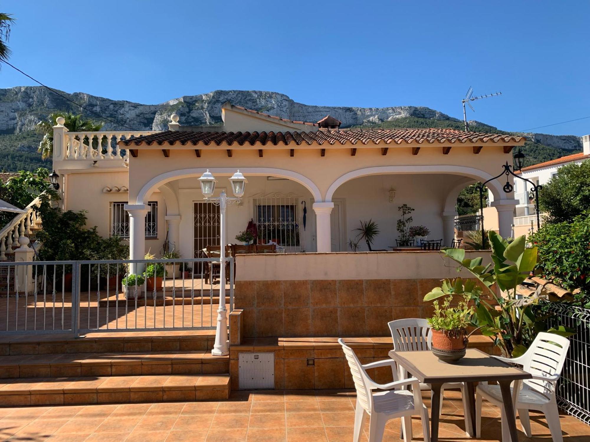 Villa Aristeu دينايا المظهر الخارجي الصورة